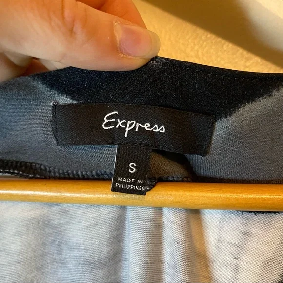 EXPRESS Square Neck Midi Dress - Picture 5 of 9